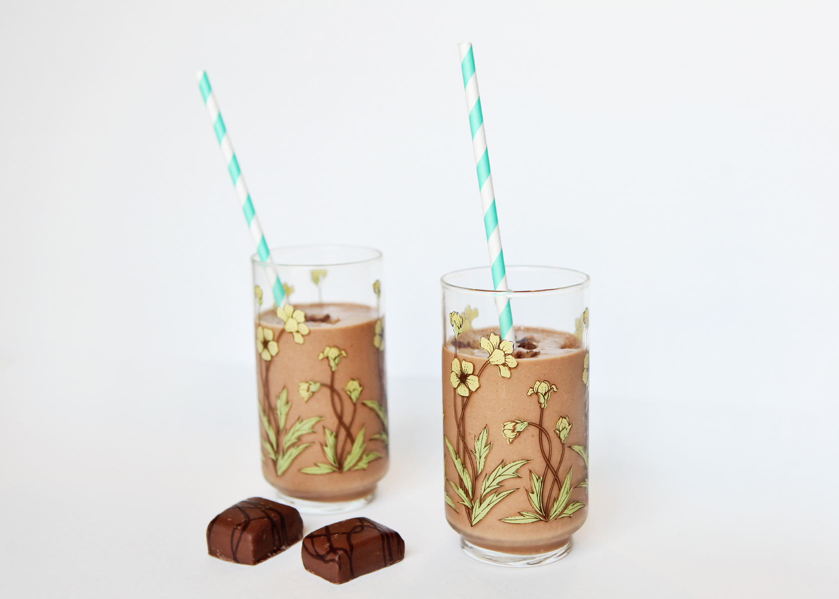 Chocolate Toasted Coconut Smoothie - Healthy Snacking